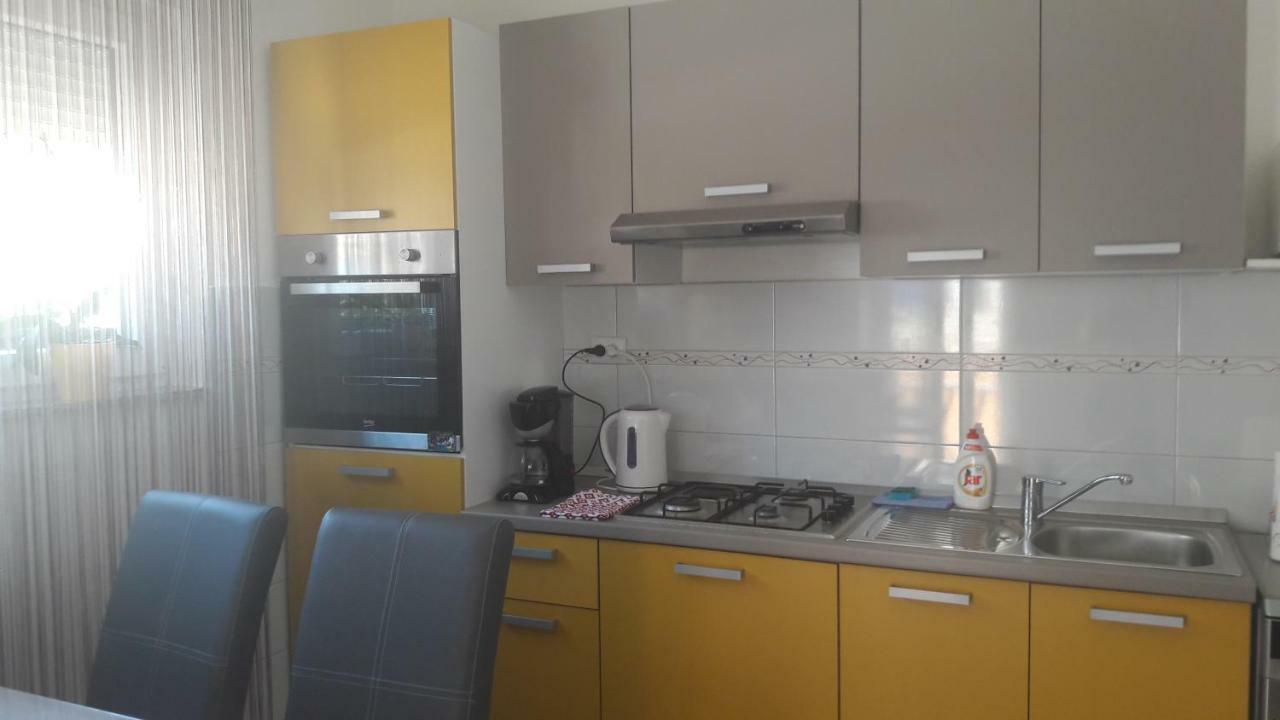 Apartman Hana *